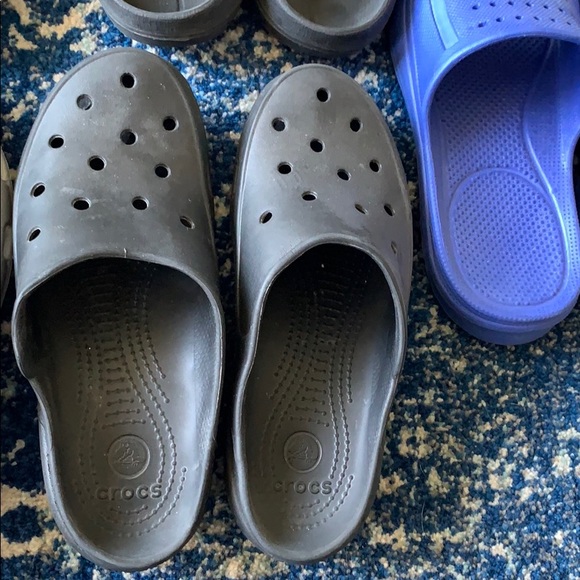 crocs purple slides